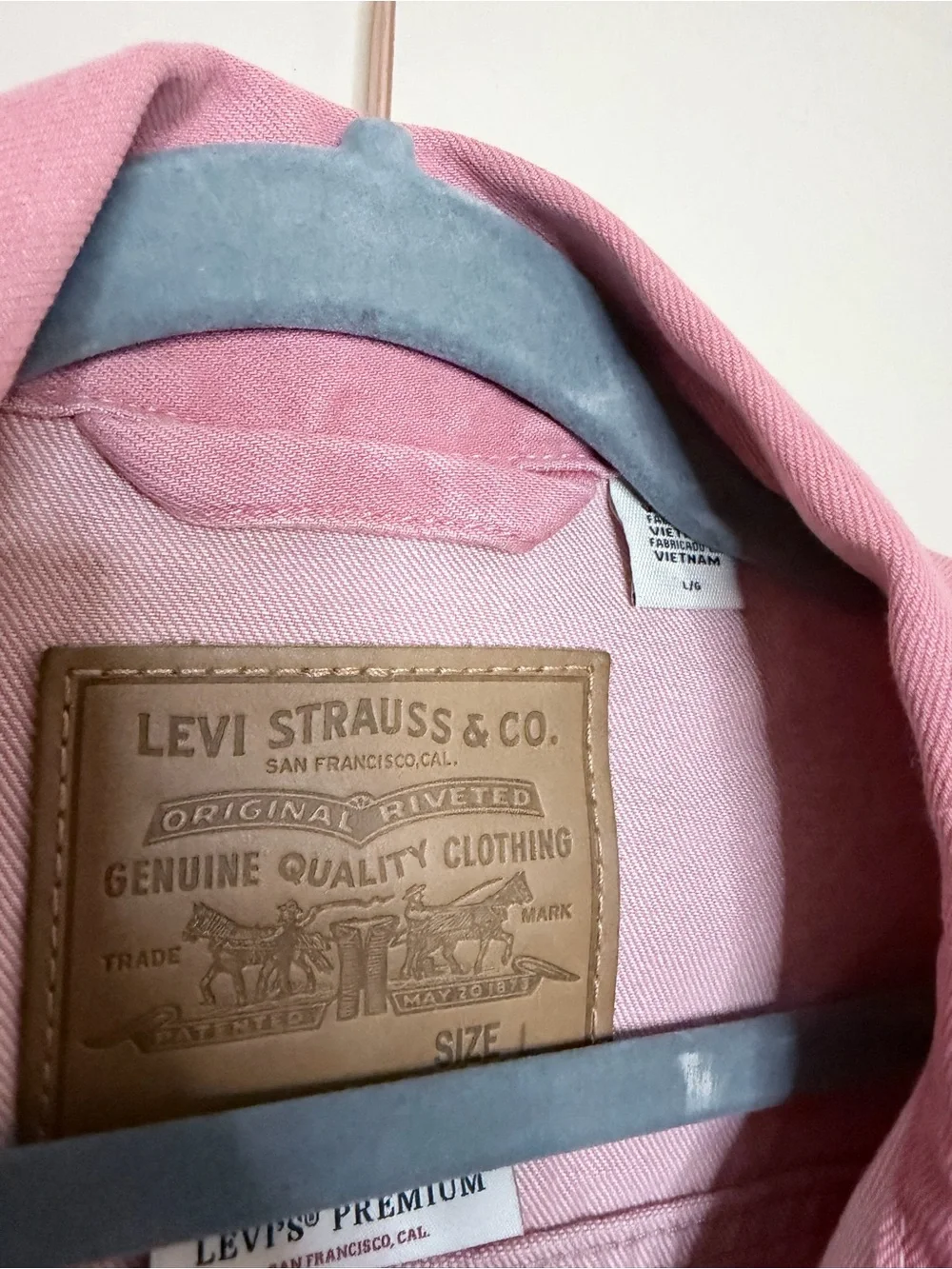 Levis levi two